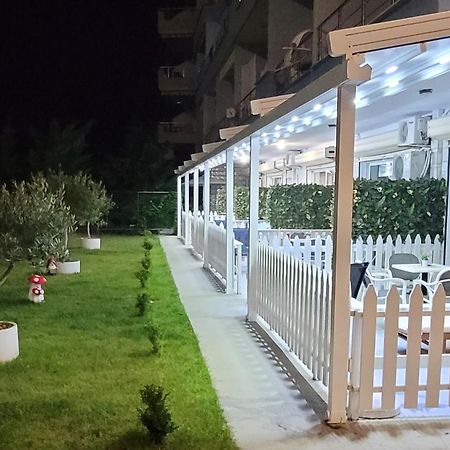 Suncoast Rooms Port Side Sarande Luaran gambar