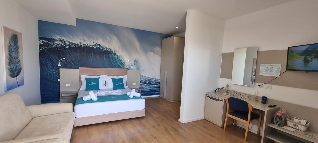 Suncoast Rooms Port Side Sarande Luaran gambar