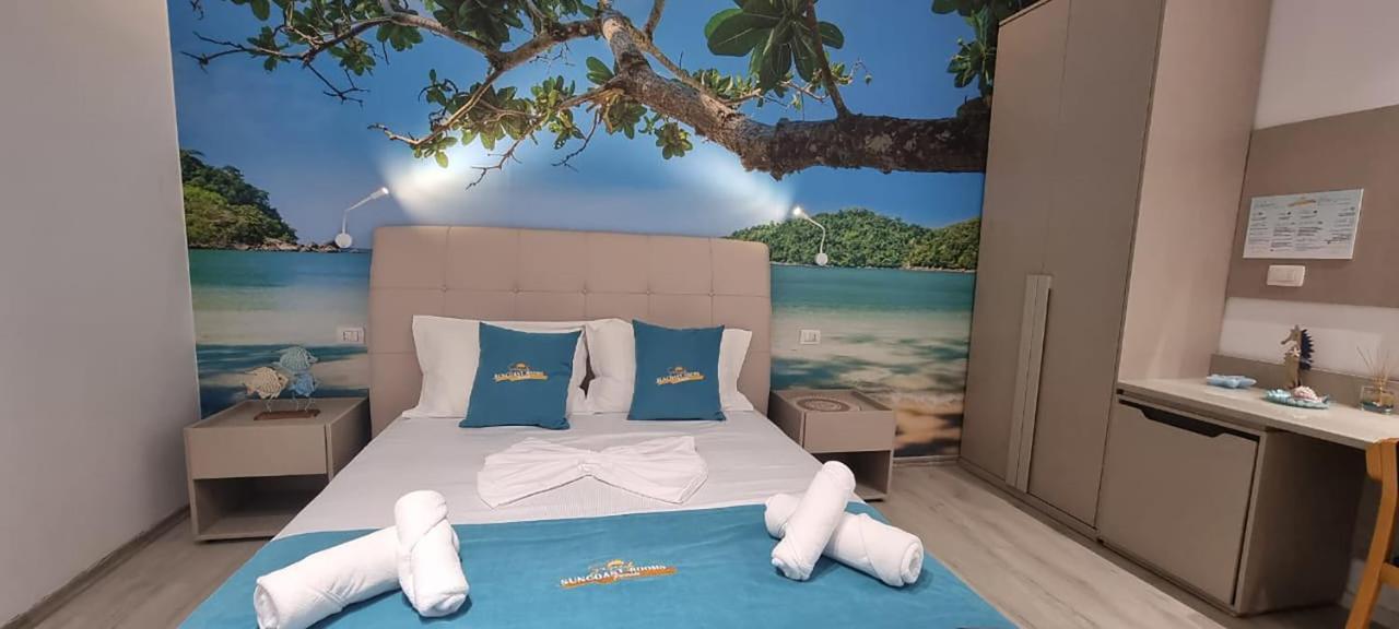 Suncoast Rooms Port Side Sarande Luaran gambar