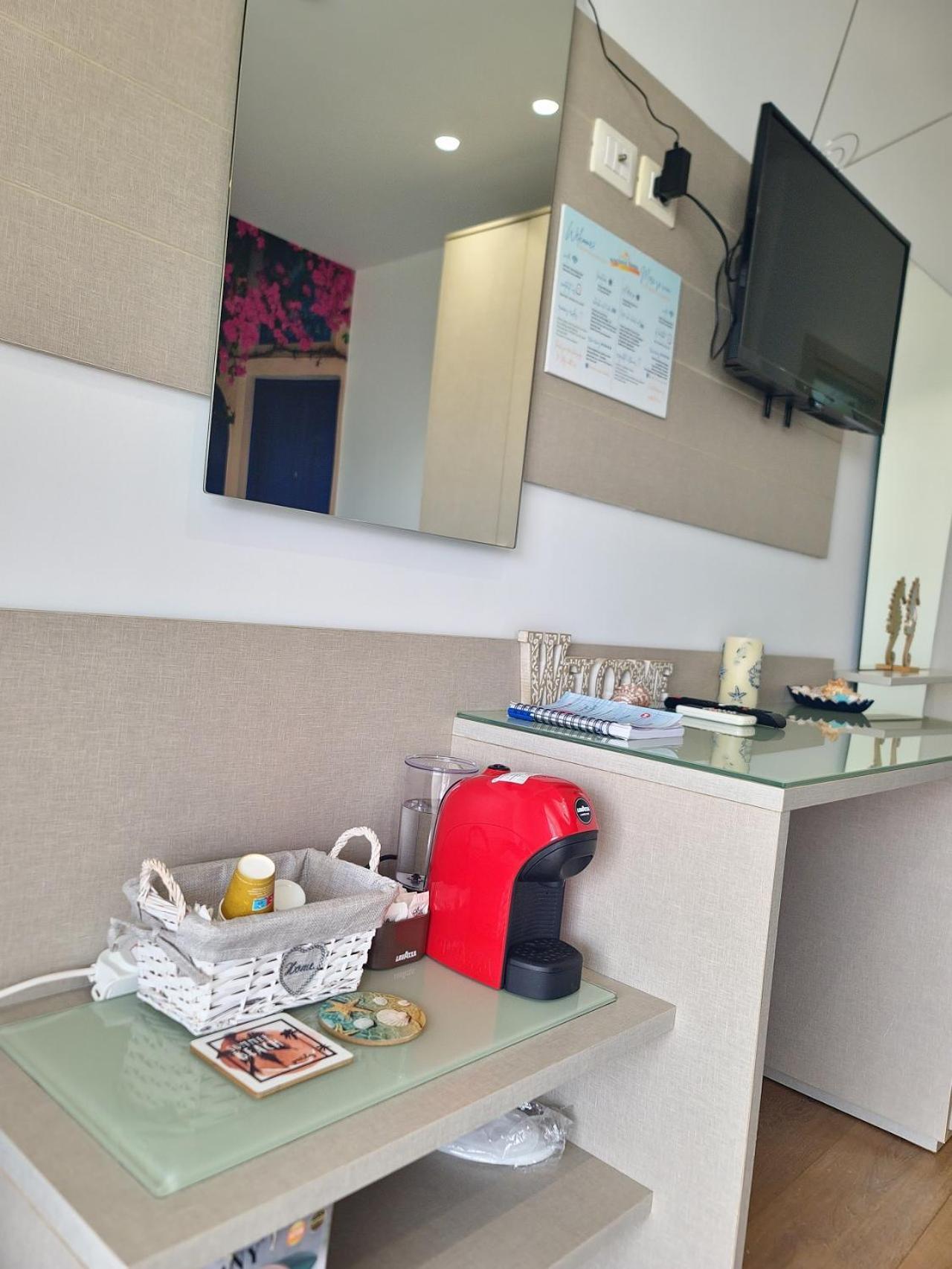 Suncoast Rooms Port Side Sarande Luaran gambar