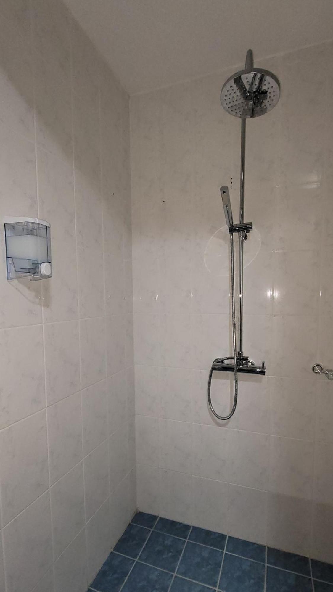 Suncoast Rooms Port Side Sarande Luaran gambar